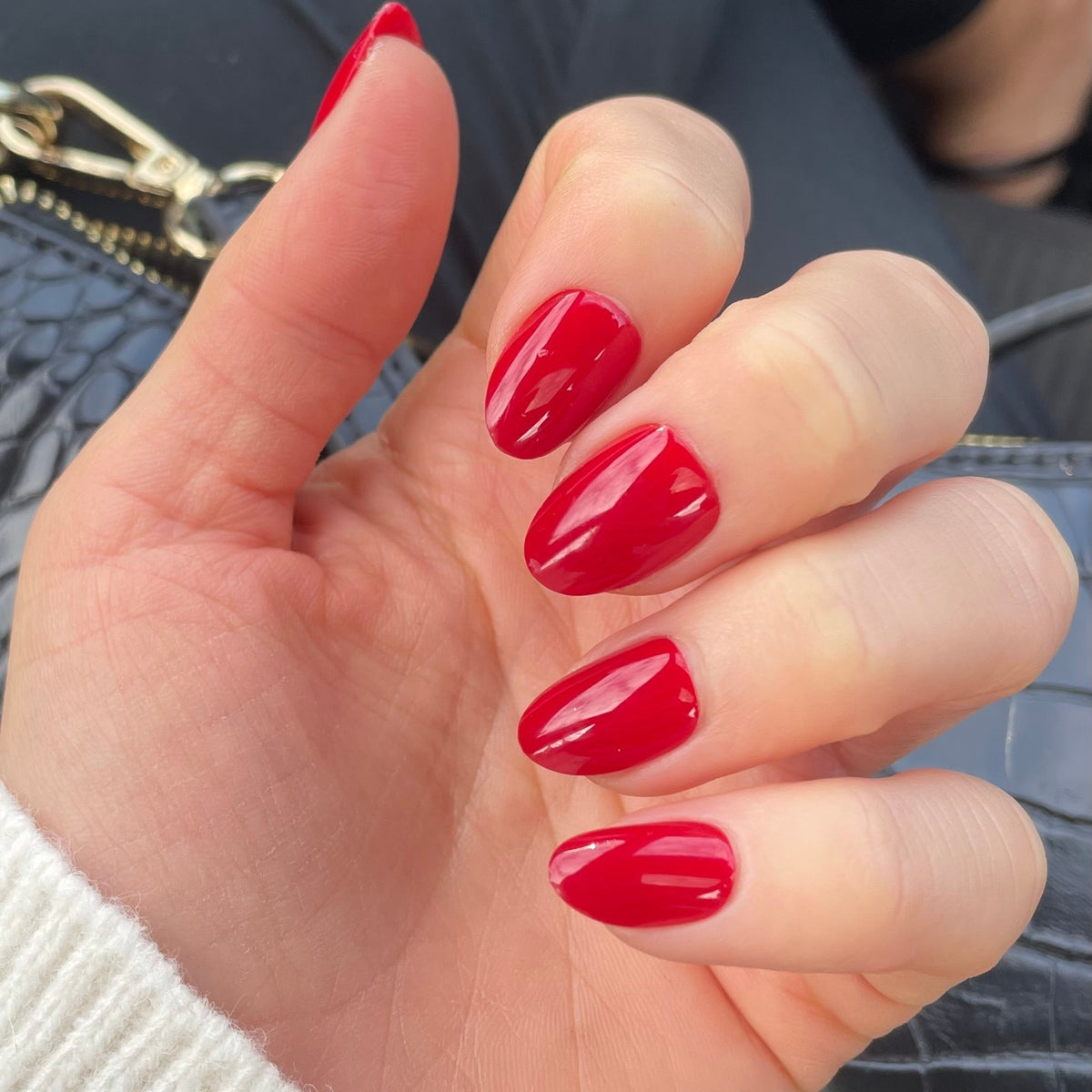 ruby (short oval)