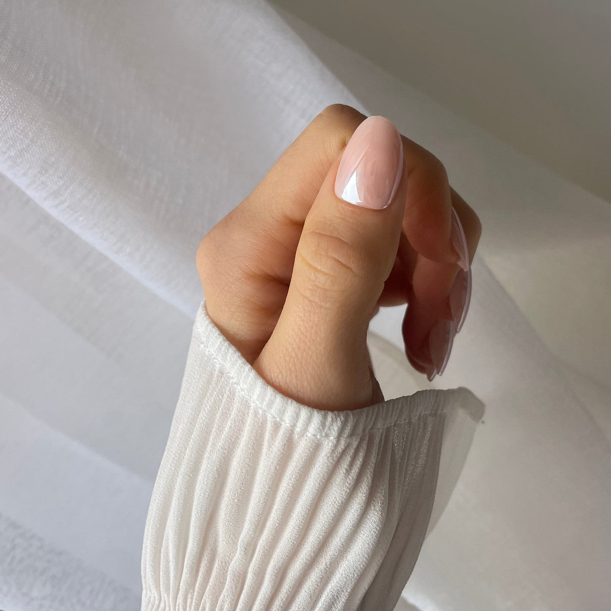 bella (short oval)