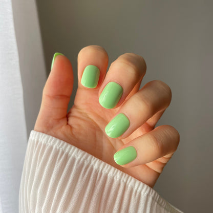 iced matcha (extra-short)