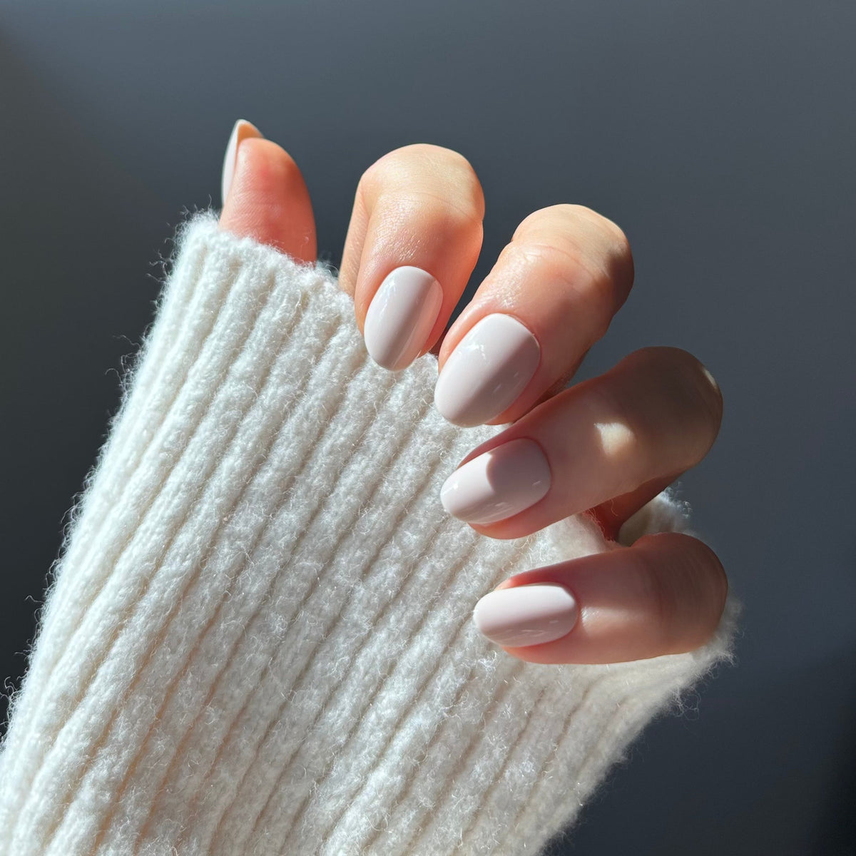 crema (short oval)